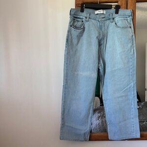 Hollister Men's baggy Fit Light Blue Jeans 33 x 25